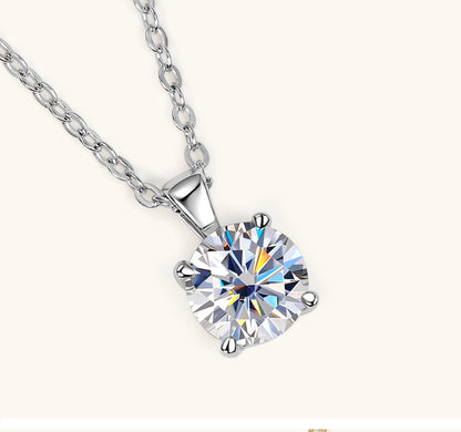 Classic Four-claw Diamond Necklace High-grade 925 Silver Plating 18K Gold Pendant